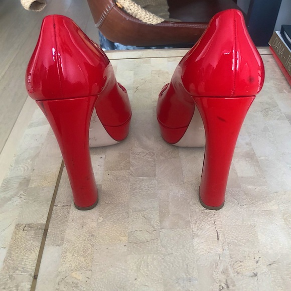 Miu Miu Red Patent Leather Peep toe heels - Picture 4 of 5